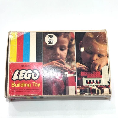 Vintage LEGO #205 Beginner Set with Box and Trays Incomplete - Image 1 of 4