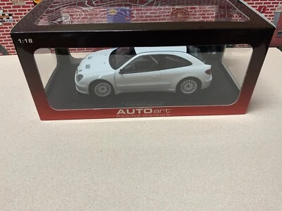 1/18 AutoArt  2004 Citroen Xsara WRC 2004 Plain Body 80439 Last Ones See Photos - Image 1 of 4