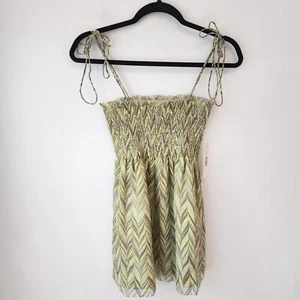 NEU Gianni Bini 100 % Seide Y2K Neunziger Jahre Tanktop Bluse gesmokt limettengrün Größe 8 - Bild 1 von 8