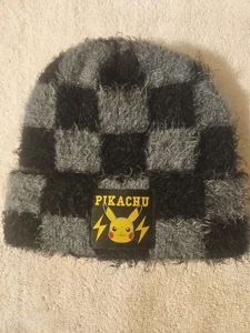 Fuzzy Pikachu Grey & Black Checkered Beanie - Pokémon One Size - Bild 1 von 5