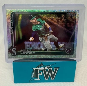 2025 Topps Series 1 Dylan Moore #105 Sand-Glitter Mariners - Picture 1 of 2