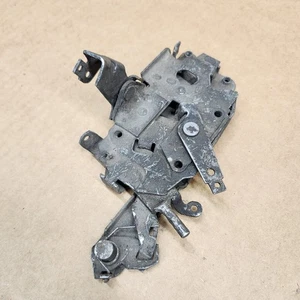 69-77 C3 Corvette RIGHT Door Latch Assembly Lock Mechanism Pass Side OEM GOOD - Picture 1 of 6