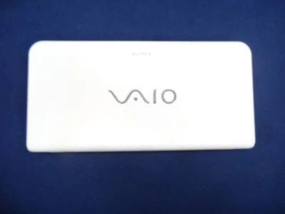 SONY VAIO TYPE P VPCP119KJ White Intel Atom Z530 64GB RAM 2GB Win 7 Japan - Image 1 of 4