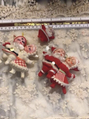 Adornos de Navidad Vintage - Flocado / Plástico Sr. y Sra. Claus ~ Lote de 3 - Años 60’s MCM Foto 1 de 4