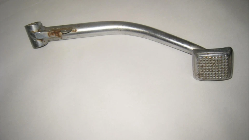 Kawasaki KZ650 D 1978 pedal de freno Foto 1 de 4