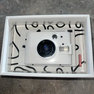 Lomography Lomo’Instant Camera White Edition Sealed - Picture 1 of 7