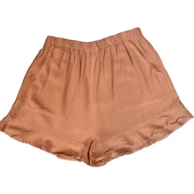 DOUBLJU 女式玫瑰毛茸性感叠层短裤 尺寸 中号 全新 W 标签 — 第 1/4 张图片