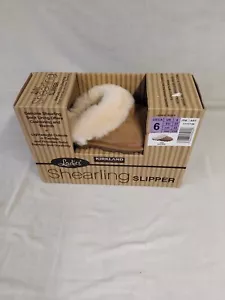 NEW AND BOXED - Kirkland 100% Shearling Slippers - Sizes 4, 5 and 7 available - Picture 1 of 23