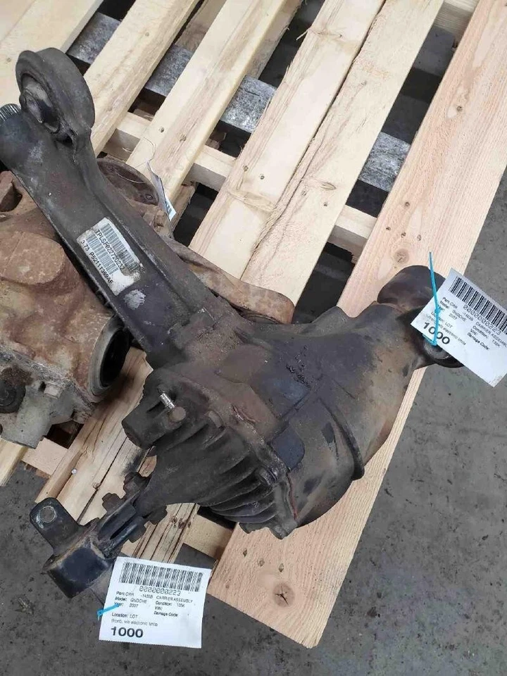 2005-2010 Jeep Grand Cherokee Front Axle Differential Carrier 3.73 Ratio OEM - Image 1 of 1