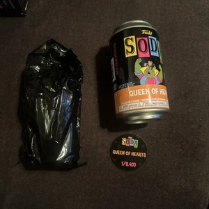 😮 Funko Pop Soda Reina de Corazones Alicia en el País de las Maravillas Blacklight Disney 1/8.400 - Imagen 1 de 2