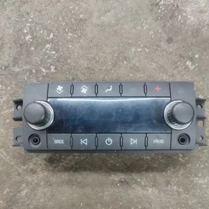 ✅ 2007 - 2017 GMC Chevy Buick Center Console Rear AC Heater Radio 15881861 OEM - Picture 1 of 3