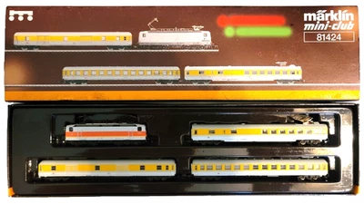Z Marklin 81424 ADTRANZ DB BR 143 Electric Loco 3-pole LED 3Car Pass Set(tested) - Image 1 of 4