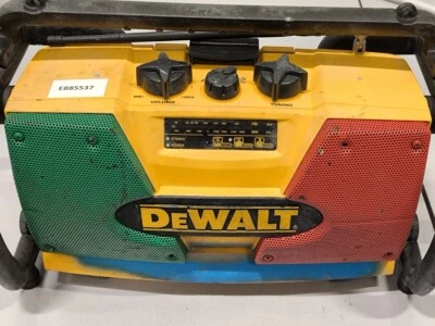 DeWalt DW911 Radio - Funktionstüchtig, Robustes Baustellen-Audio - Bild 1 von 4