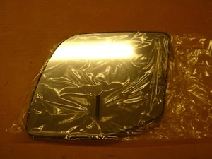 NEW FORD REPLACEMENT GLASS F2UZ17K707B ( DN2419 DS178 B4) - Picture 1 of 3