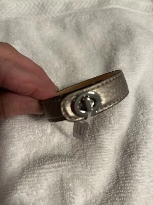 全新 正品 Coach 皮革卡扣手链 #7186 — 第 1/4 张图片