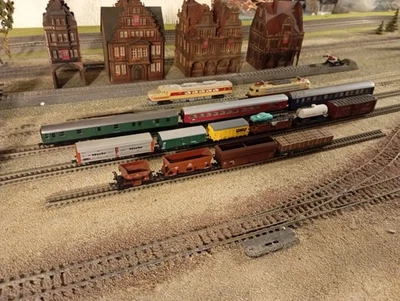 ARNOLD - TRIX - ROCO PASSENGER, HOOPER, VAN WAGONS, SCALE N - Image 1 of 4