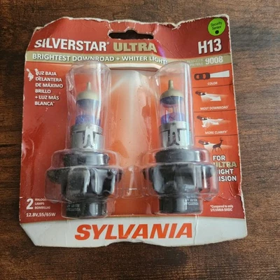 Juego de 2 bombillas halógenas de ultra alto rendimiento SYLVANIA H13 SilverStar Foto 1 de 3