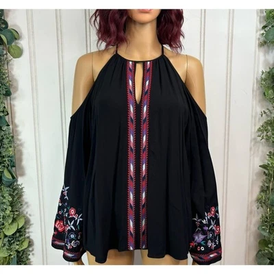Blusa Parker Hombro Frío Top Floral Negra Bordada Manga Campana Boho PEQUEÑA Foto 1 de 4