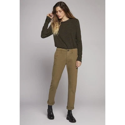 Current / Elliott C/E Chino Size 26 Basil Green Captain Slim Fit Cuffed Chic - Image 1 of 4