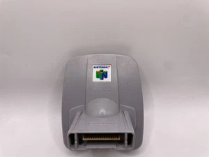 Originale Nintendo 64 Transfer Pak Pack N64 Nus 019 Jpn Completamente Funzionant - Foto 1 di 10