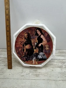 Farscape Collectible Plate By Jim Henson “Women Of Farscape” 93/250 Free Postage - Picture 1 of 8