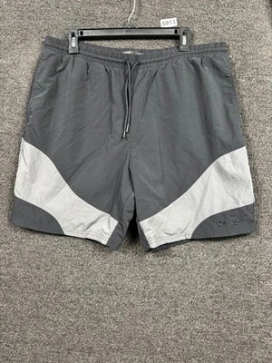 Shorts Oakley Masculino Grande Cinza Colorblock Ajuste Regular Forrado Cordão FOA405447 - Imagem 1 de 4