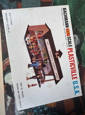 Bachmann O27 Scale PLASTICVILLE U.S.A. Farmer's Market # 1923 Unpainted In Box - Image 1 of 4