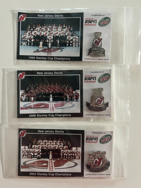 New Jersey Devils Highland Mint 12 x 15 3-Time Stanley Cup Champions  Banner Collection Photo Mint