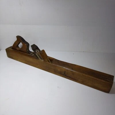 Ancienne varlope Peugeot grand rabot outil menuisier charpentier objet métier  - Photo 1/4