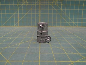 Juego de acoplamiento combinado Arlington de 3/4" tornillo EMT para flexionar conducto metálico 862 - Imagen 1 de 6