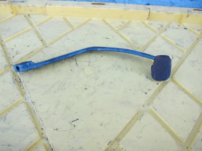 Honda Nighthawk 250 CB250 1997 OEM juego trasero derecho pedal de freno Foto 1 de 4