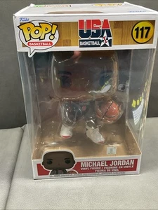 Maglia Funko Michael Jordan 2021 #117 USA Basketball 10” Large Figure #9 NUOVA - Foto 1 di 4