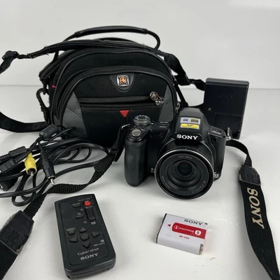 Câmera Digital Sony Cybershot DSC-H50 9.1MP 15x Zoom Carregador Estojo 2 Batt Controle Remoto - Imagem 1 de 4