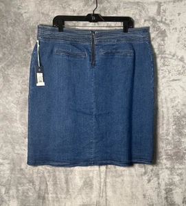 🆕 Universal Thread Women’s Blue Jeans Skirt, Size 18 Front Pockets - Picture 1 of 10