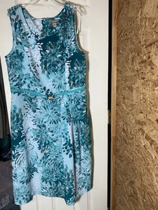 Türkisfarbenes geblümtes Kleid mit Bambusgürtel Größe 16  - Bild 1 von 5