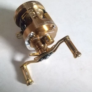 Rare model Megabass Monoblock Speciale Left-handed Bait Fishing Reel - Picture 1 of 7
