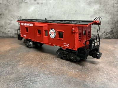LIONEL 6-9372 Seaboard Coast Line Bay Window Illuminated Caboose OB 1980 - Image 1 of 4