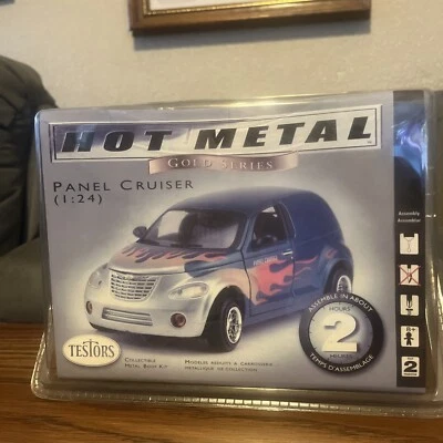 Hot Metal Lincoln Mint Panel Cruiser 1:24 Car Model - Image 1 of 3