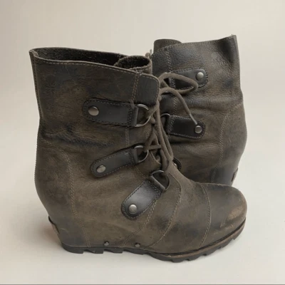 Sorel Joan of Arctic Lace Up Wedge Lexie Wedge Brown Grill Leather 7 Foto 1 de 4