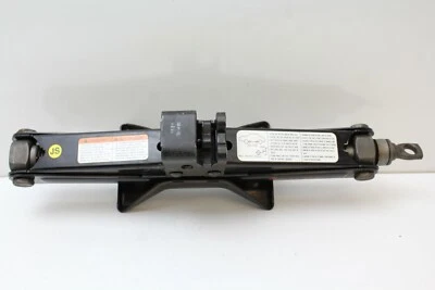 04 05 06 07 08 SUZUKI FORENZA JACK AND LUG WRENCH  - Image 1 of 3