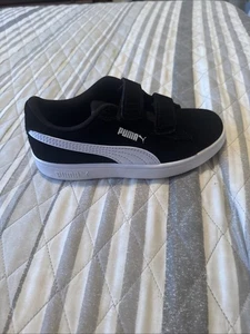 Puma Shoes Toddler Size 10.5 C V2 Sneakers Casual 365177-01 Black Hook & Loop - Picture 1 of 3