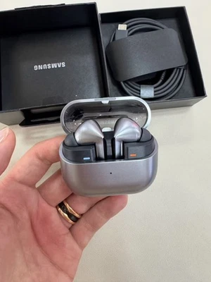 SAMSUNG Galaxy Buds 3 Pro AI True Wireless Bluetooth Earbuds Noise Cancelling - Image 1 of 4