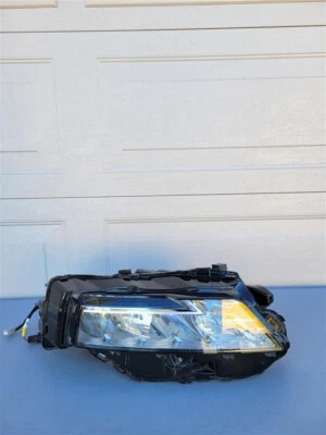 21 22 NISSAN ROGUE FARO INFERIOR LÁMPARA CROMO OEM  Foto 1 de 4