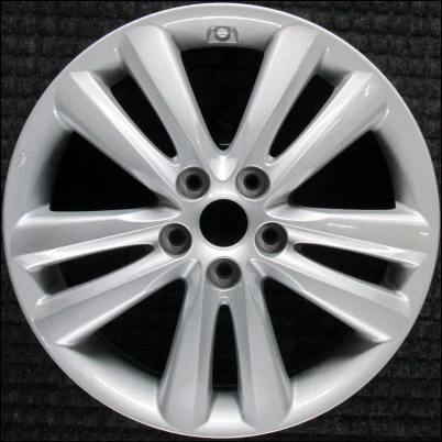 Hyundai Tucson 18 Inch Painted OEM Wheel Rim 2010 To 2013 - Image 1 of 1