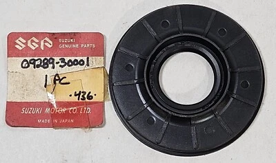 Nuevo de Lote Antiguo 1972-1977 Original Suzuki GT750 cigüeñal sello de aceite GT 750 LeMans 09289-30001 Foto 1 de 3