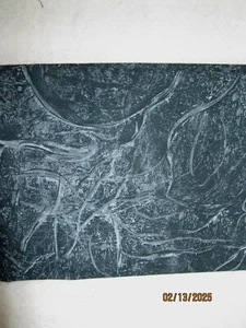 Black and gray marble look - Picture 1 of 1