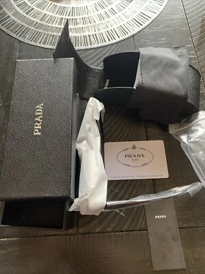 Prada太阳眼镜男式偏光新款 — 第 1/4 张图片