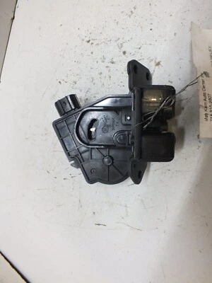 12 13 14 2012 2013 年 2013 年丰田 PRIUS V TRUNK 锁定动作器 #39 — 第 1/4 张图片