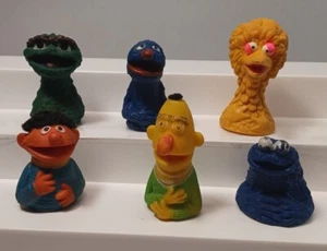 6 juguetes de marionetas de dedo calle sésamo Muppets de colección años 70-80 - Ernie Big Bird Bert + 3 - Imagen 1 de 8