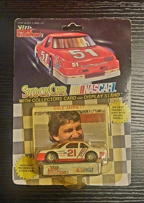 Campeones de carreras Dale Jarrett. Tarjeta y soporte de coleccionista Car #21 1/64 (SELLADO) Foto 1 de 2